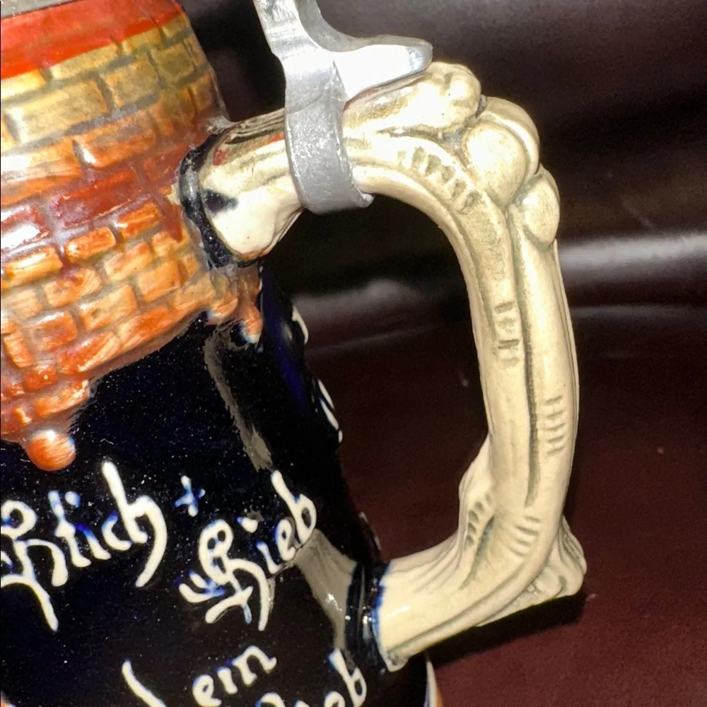 Beer Stein with Pewter Lid - Picture 9 of 16